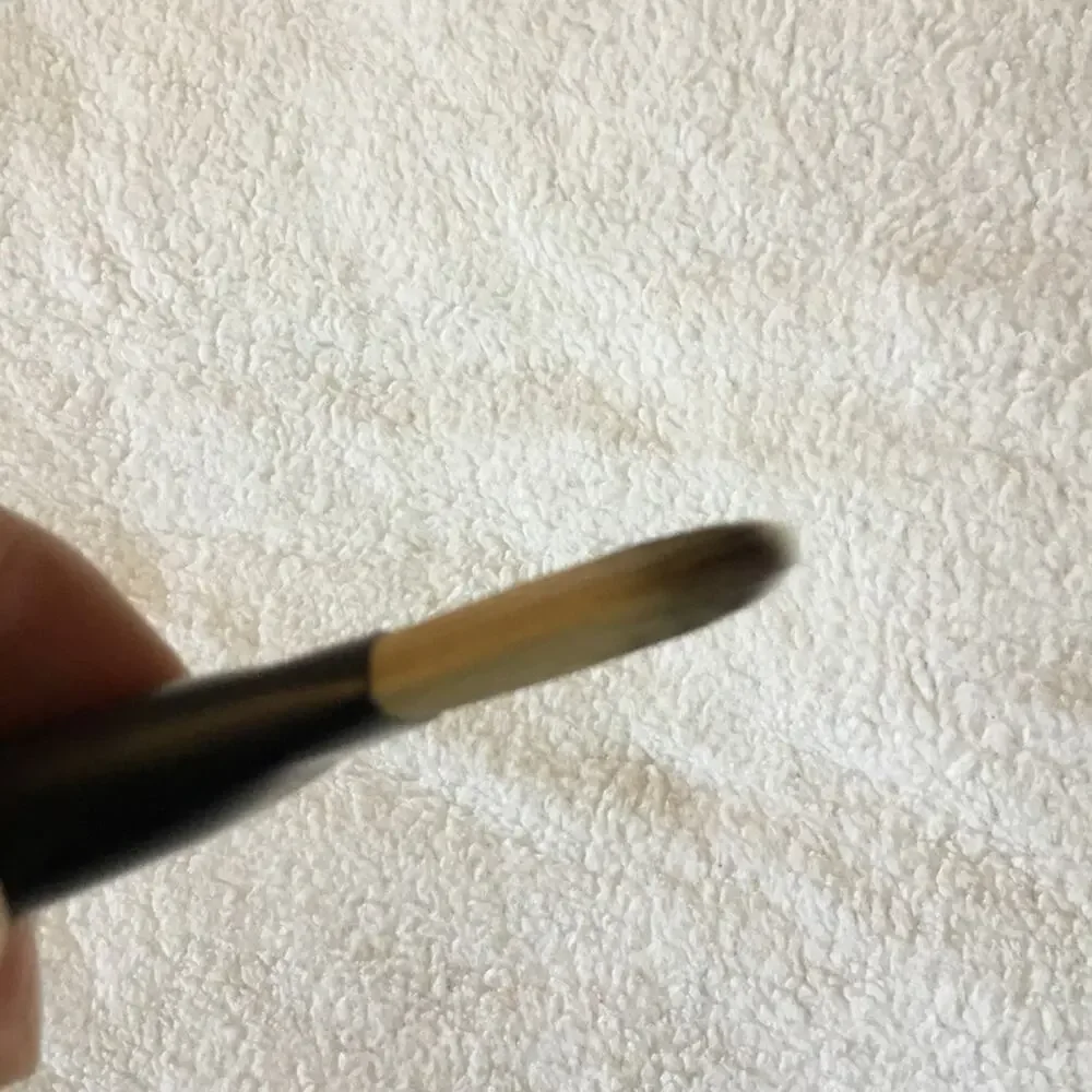 Le Métier de Beauté Flat Angled Foundation Brush